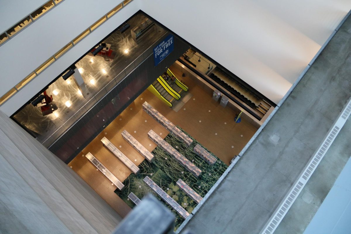 View from the highest point in the Seattle Public Library. From this point you can see all the way down to thei third floor, into the Living Room which is a place to relax and enoy time at the library. 